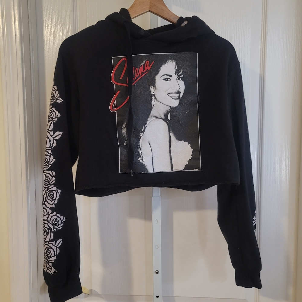 Black Graphic Cropped Hoodie